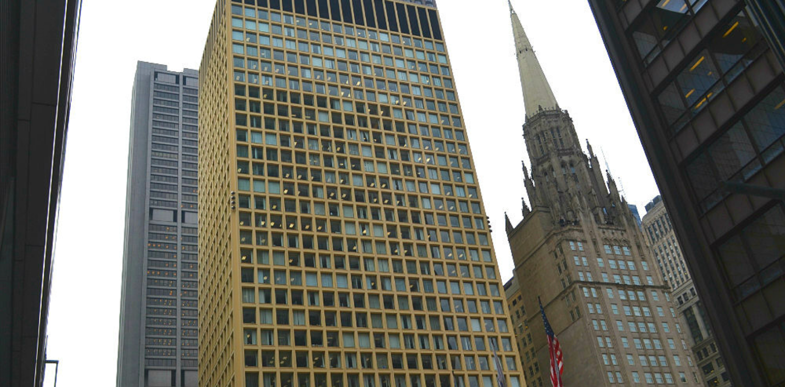 Exterior view of the George W. Dunne Cook County Administration Building.